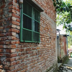 গুলিস্তান থেকে ৩০ মিনিটের দূরত্বে (১০ কি.মি) , ২৫ লাখে রেডি বাড়ি (ফিক্সড দাম)